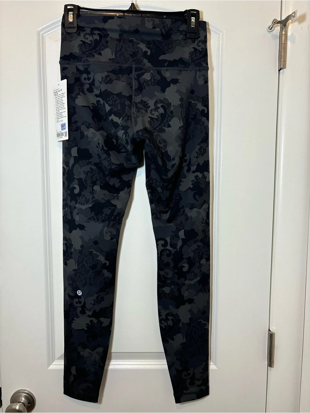 lululemon athletica Black & Charcoal Camouflage-Pattern Leggings